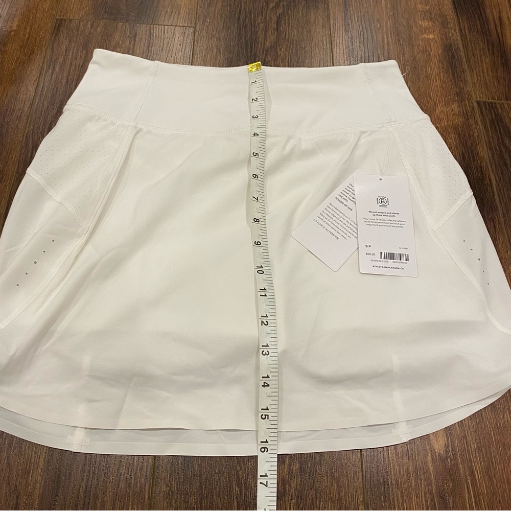 Athleta skort Run With It white - Picture 13 of 14